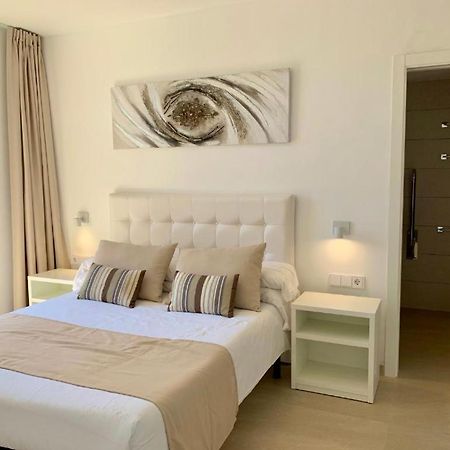 Villa Sonia Cala'N Blanes  ภายนอก รูปภาพ